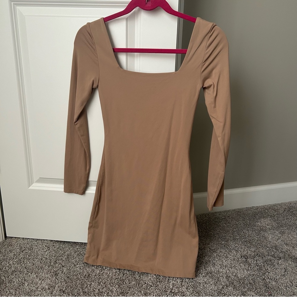 Aritzia Babaton Nude Bodycon Dress